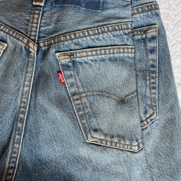 Levi’s EB Denim patchwork jean shorts 24 - Picture 6 of 6